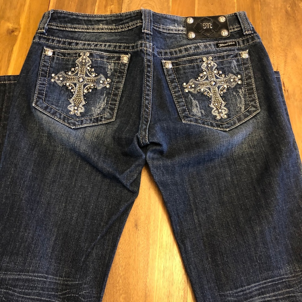 Miss Me straight leg jeans